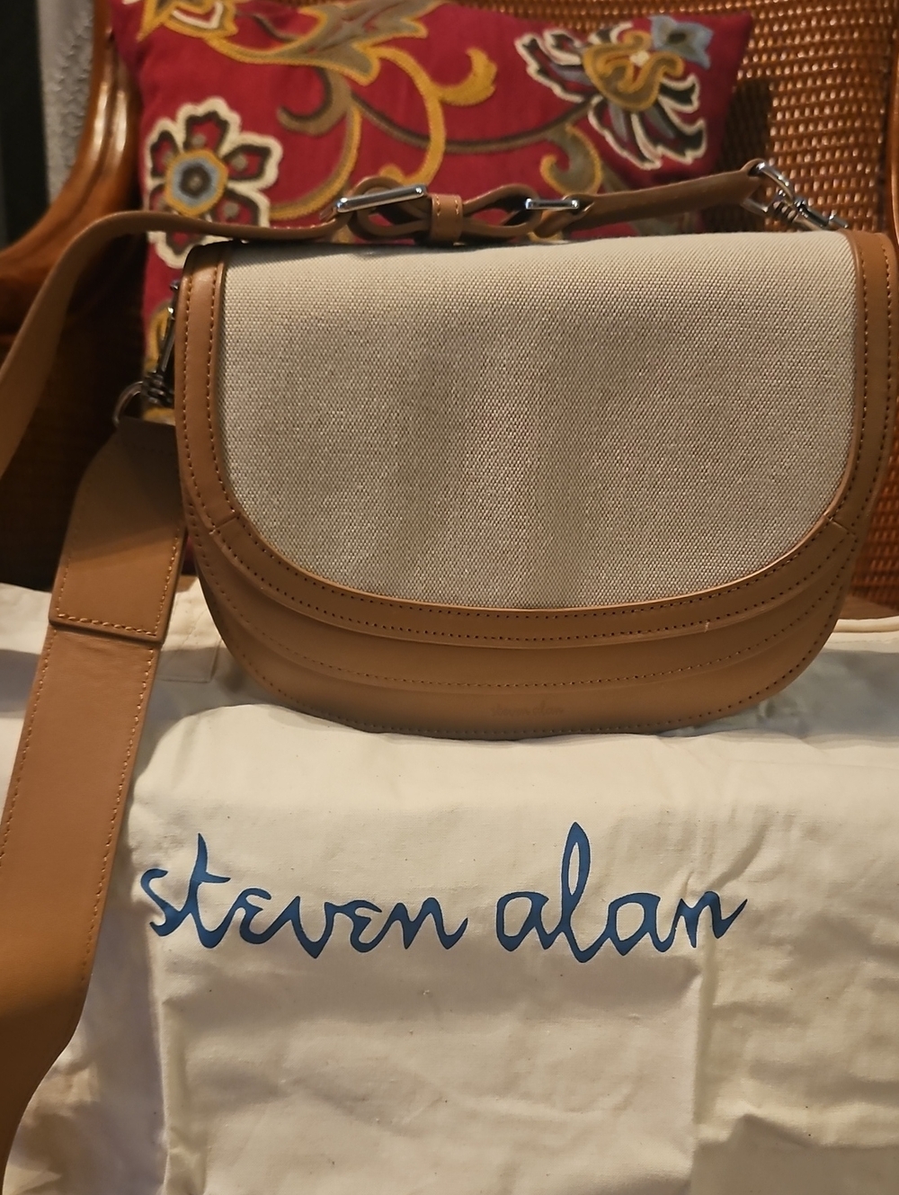 Sreven Alan Crossbody Purse